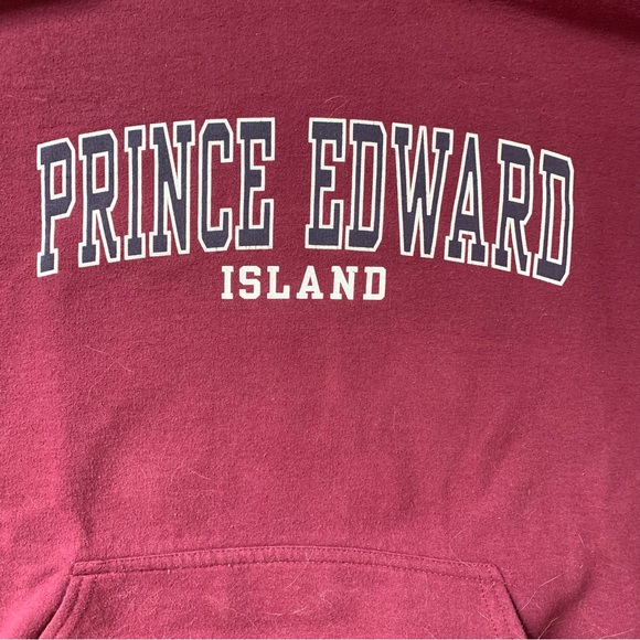 ✨3/$15✨ Prince Edward Island Maroon Hoodie - Picture 2 of 3